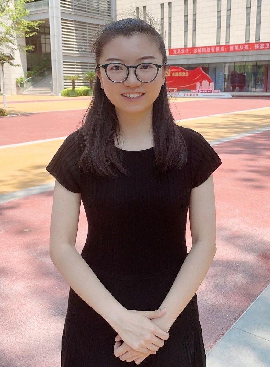 留学生招生办公室科员 李恬祎